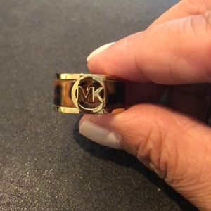 Michael Kors ring